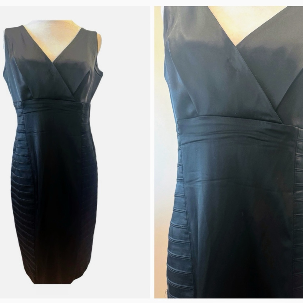 Calvin Klein Black Sleeveless V-Neck Sheath Dress with Ruched Details